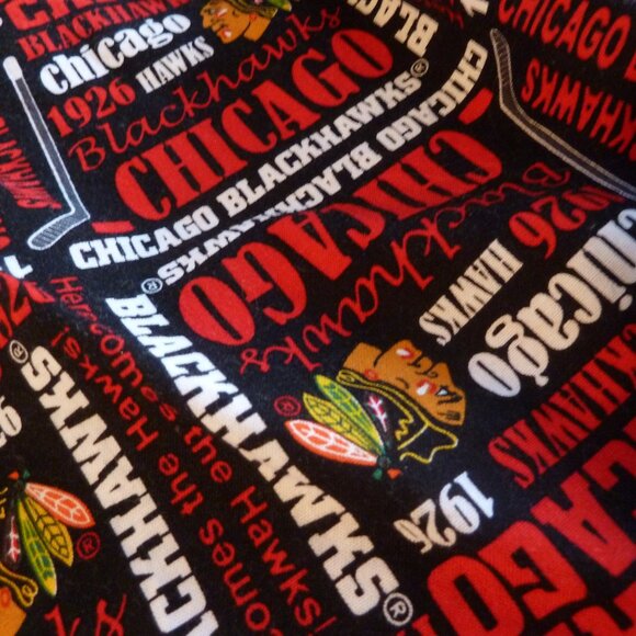 Unique handmade skirt featuring the Chicago Blackhawks logo - end-of-roll fabri - Picture 3 of 6